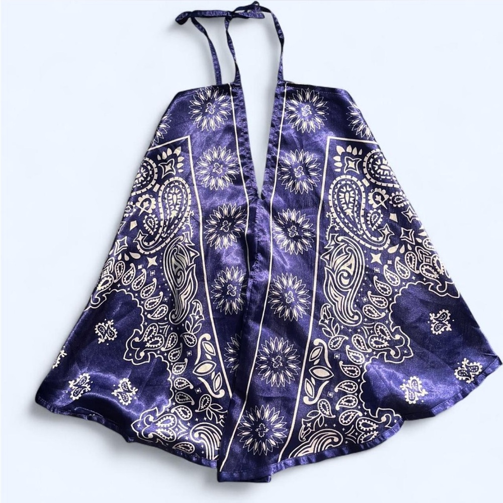 Chic Paisley Women's Tank Top